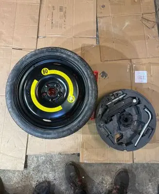Volkswagen Golf V R18 spare wheel 1K0601027B