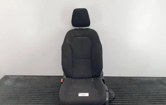 Volvo XC40 Front driver seat 