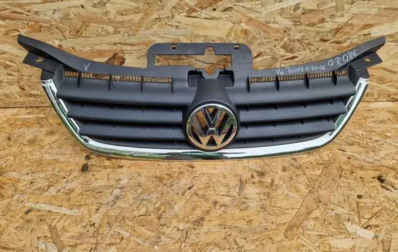 Volkswagen Touran III Front bumper upper radiator grill GR086