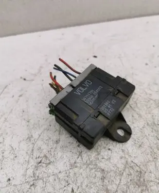 Volvo XC90 Seat heating relay 30710791