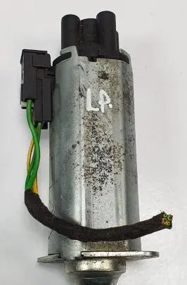 Volvo XC90 Seat adjustment motor 