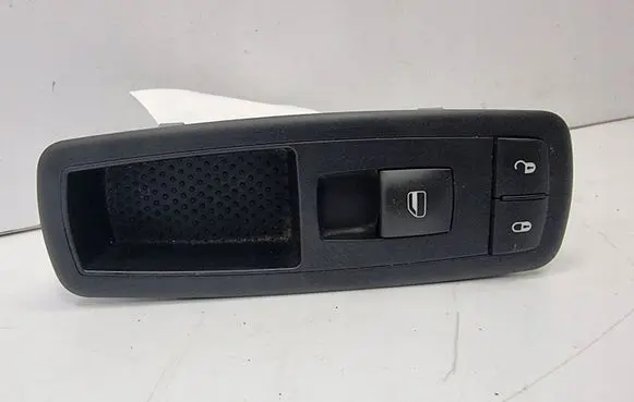 Peugeot Boxer Other switches/knobs/shifts 68110864AA