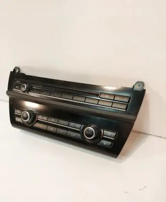 BMW 5 F10 F11 Climate control unit 9306153