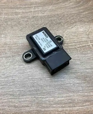 BMW 5 E39 Yaw turn rate sensor 6753694 0265005248