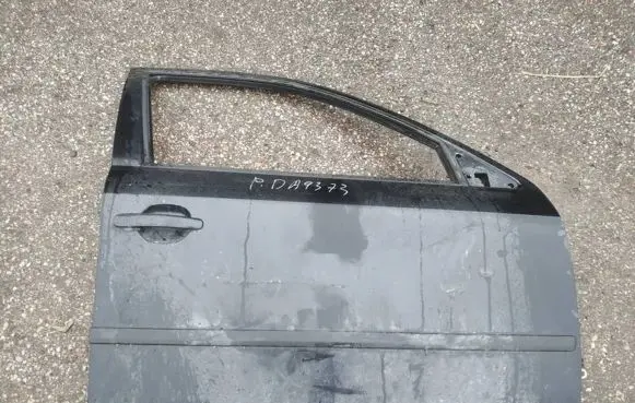 Skoda Octavia Mk1 (1U) Front door juodos