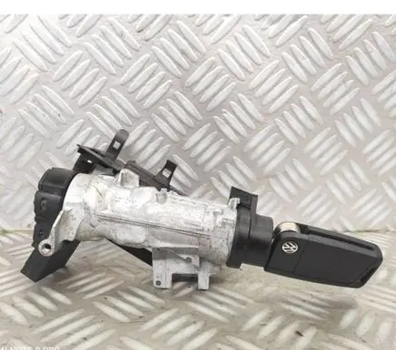 Volkswagen Polo V 6R Ignition lock 6C0905865 0001695440 412075