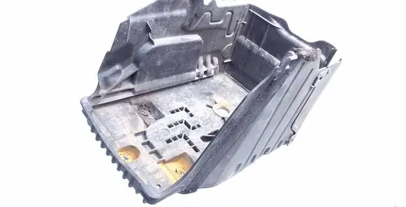 Land Rover Freelander 2 - LR2 Battery box tray 6G9N10723CG 6G9N10757AE