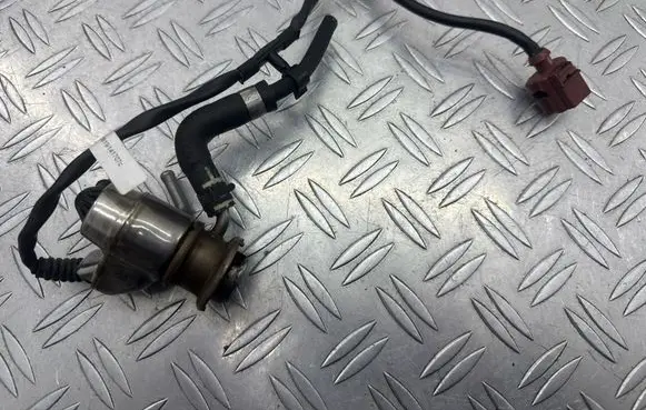 Seat Ateca AdBlue injector 04L131113P 0444025042