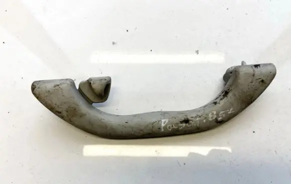Volkswagen PASSAT B5 Front interior roof grab handle 3B0857607