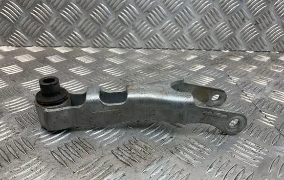 Volvo V70 Engine mounting bracket 532C43