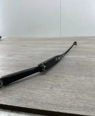 Opel Astra G Front wiper blade arm 90559600