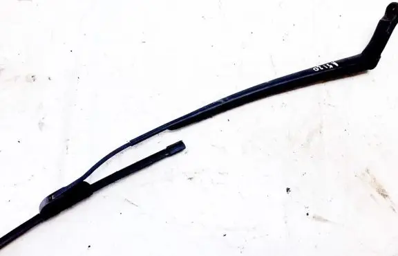 Toyota RAV 4 (XA30) Front wiper blade arm