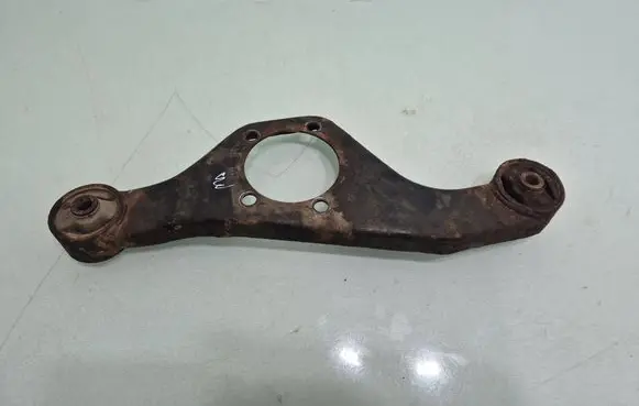 Mitsubishi Pajero Front lower control arm/wishbone 