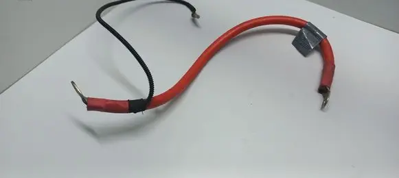 BMW 5 E60 E61 Positive cable (battery) 10304410