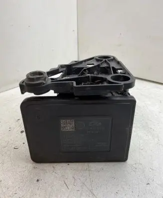 Skoda Octavia Mk3 (5E) ABS Pump 3Q0907379T