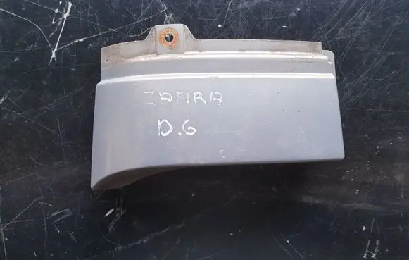 Opel Zafira A Rear/tail light trim molding 90580804 8062860