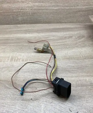 Volkswagen Transporter - Caravelle T5 Plug wire 1304487032 968705