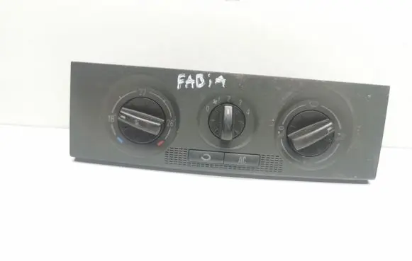 Skoda Fabia Mk2 (5J) Climate control unit 6Y0820045A