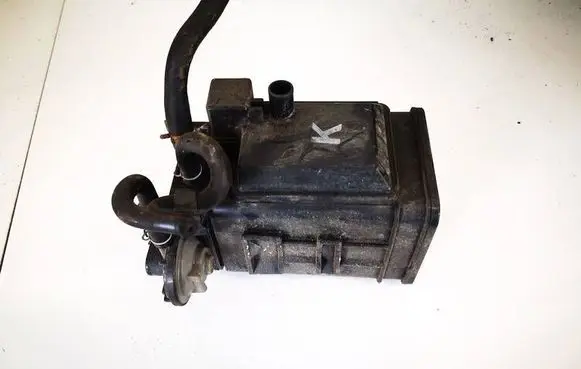Active carbon filter fuel vapour canister