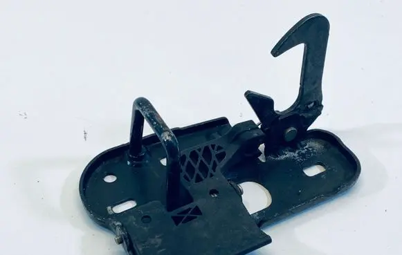 Volkswagen Caddy Engine bonnet/hood lock/latch loop/hook 1T0823480A