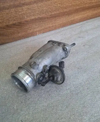 Audi A6 S6 C5 4B Engine shut-off valve 4B014950
