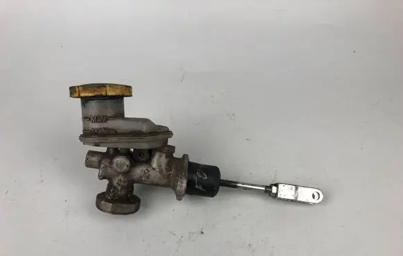 Subaru Forester SG Clutch master cylinder