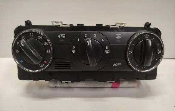 Mercedes-Benz B W245 Climate control unit A1698300585 69780002 06030828