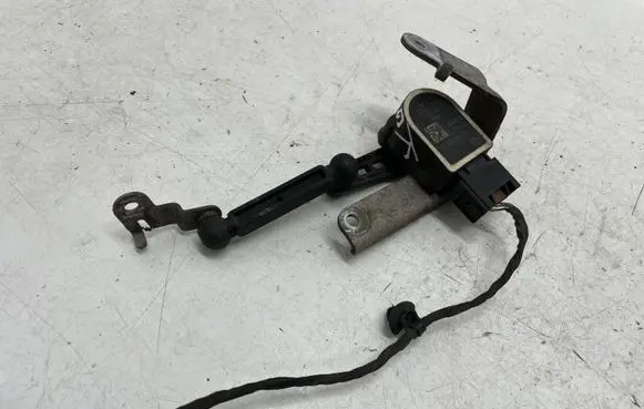 Rear air suspension level height sensor