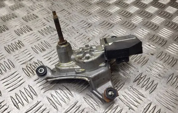 Toyota Auris 150 Rear window wiper motor 8513002030