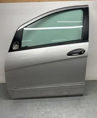 Mercedes-Benz A W169 Front door