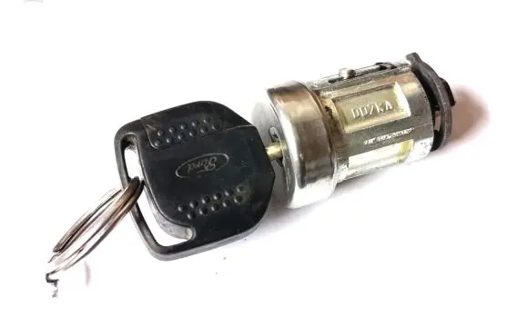 Ford Mondeo MK I Ignition lock D07KA