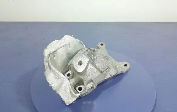 Audi Q5 SQ5 Engine mount vacuum valve 4G0199308AA