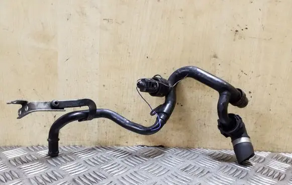 Audi A6 S6 C6 4F Engine coolant pipe/hose