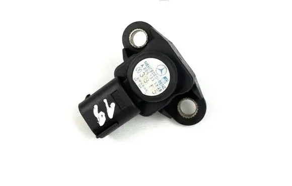 Mercedes-Benz C W202 Air pressure sensor a0041533328