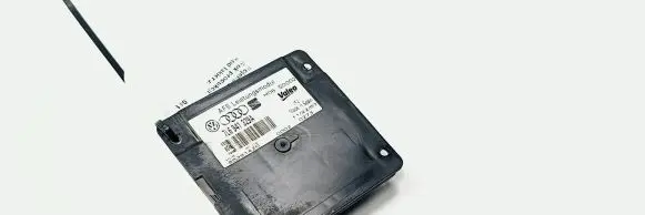 Volkswagen Phaeton Voltage converter/converter module 7L6941329A