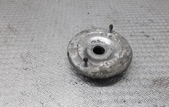 Coil spring mount