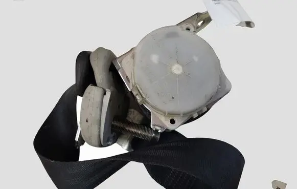 Toyota Corolla Verso E121 Rear seatbelt 7L150 164882