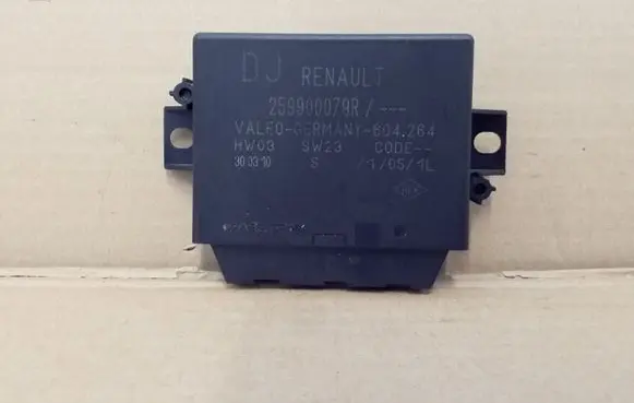 Renault Laguna III Parking PDC control unit/module 259900079R