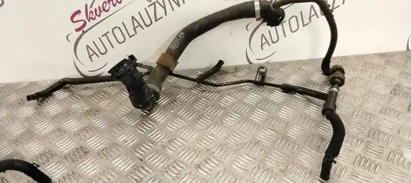 Audi A3 S3 8V Engine coolant pipe/hose 5Q0122101CN