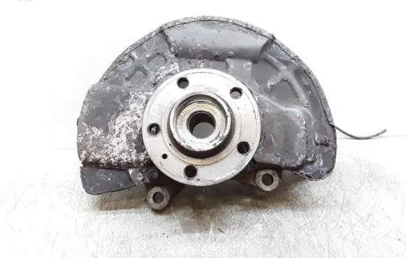 Volvo XC90 Front wheel hub spindle knuckle