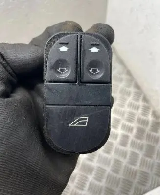 Ford Mondeo MK I Electric window control switch 93BG14529BA