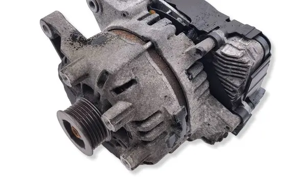 Land Rover Evoque II Generator/alternator K8D211A240AC 519054346 JRSS4W023