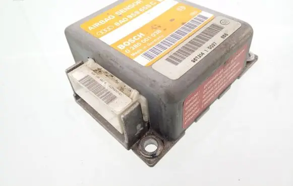 Audi A4 S4 B5 8D Airbag control unit/module 8A0959655C 0285001038