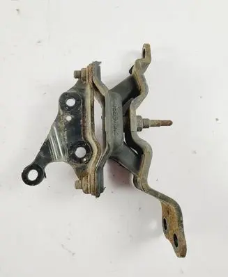 Nissan Pathfinder R52 Engine mount bracket 112203KA0A