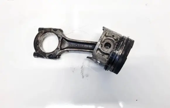 Nissan Primera Piston with connecting rod