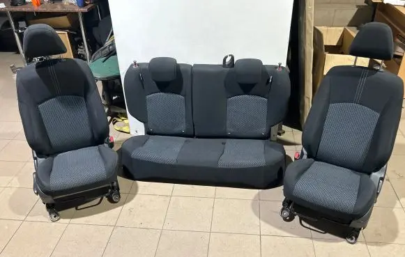 Nissan Note (E12) Seat set 