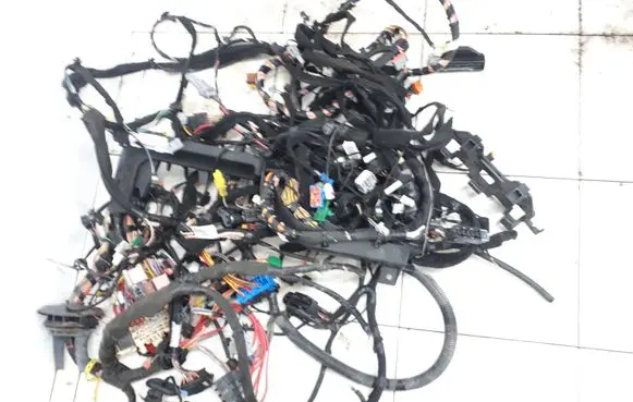 Renault Master III Other wiring loom 240146736R