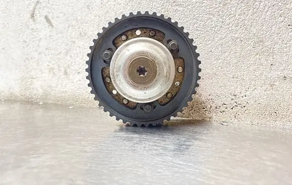 Volvo V70 Camshaft pulley/ VANOS 1275363
