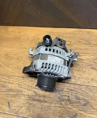 Honda CR-V Generator/alternator MS1042118280