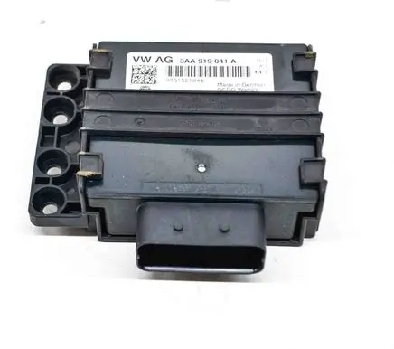Skoda Superb B6 (3T) Current control relay 3AA919041A